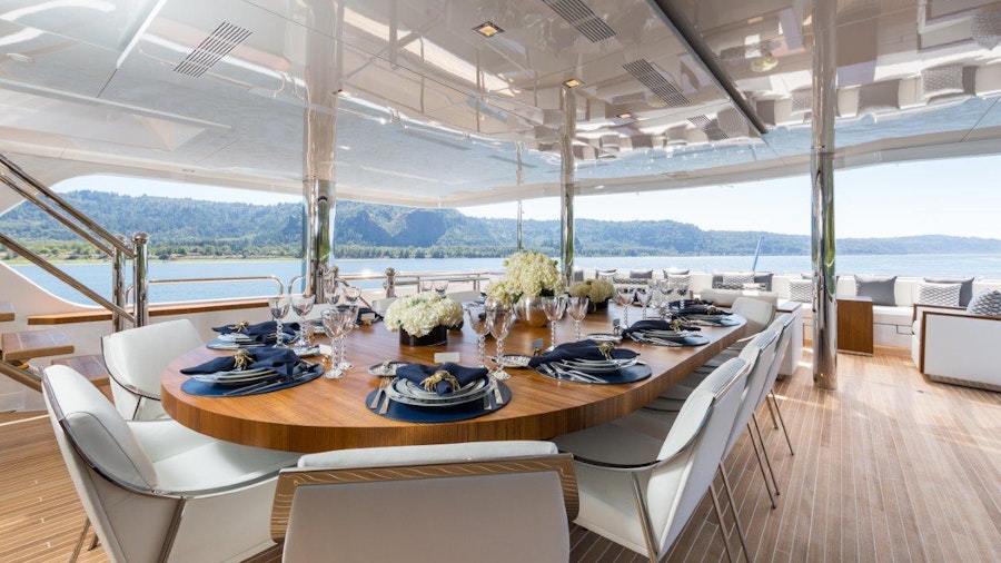 CHASSEUR Yacht CHASSEUR Yacht